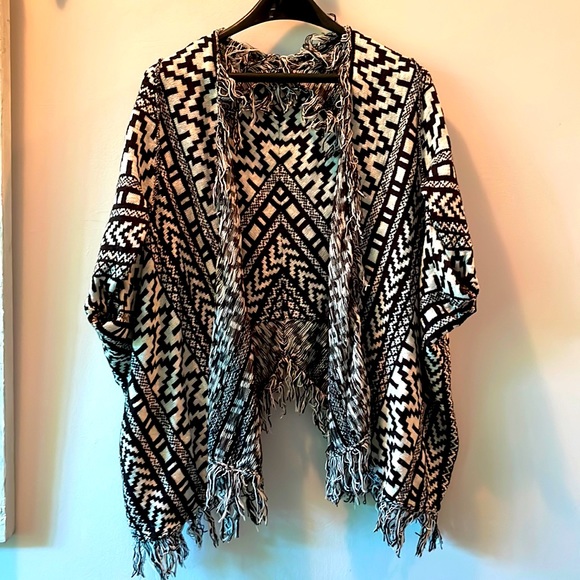 Free People shawl. One size. No tags - Picture 1 of 2